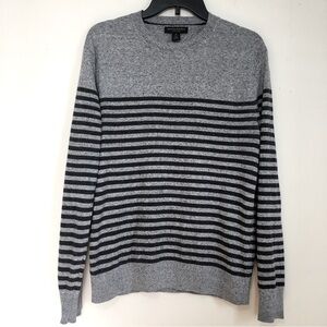 Banana Republic Silk Linen Blend Gray Black Striped Pull over knit sweater